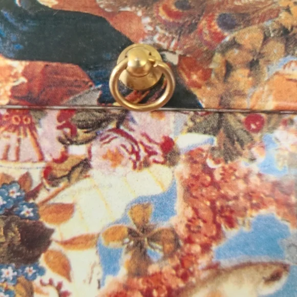 VINTAGE VICTORIAN STYLE DECOUPAGE KEEPSAKE BOX - Picture 3 of 10